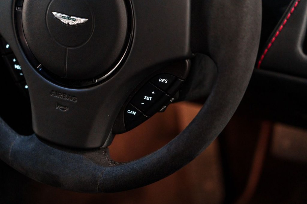 Used Aston Martin Vantage 2014 for sale - 77048841: Photo 50