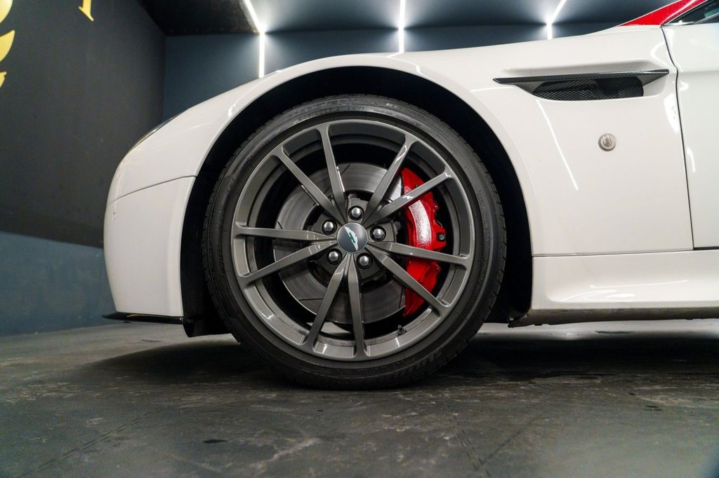Used Aston Martin Vantage 2014 for sale - 77048841: Photo 9