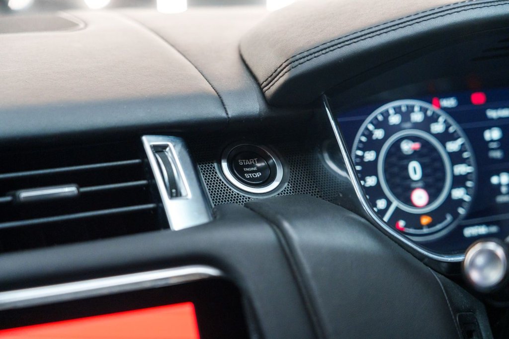 Used Land Rover Range Rover Sport 2018 for sale - 77075473: Photo 15