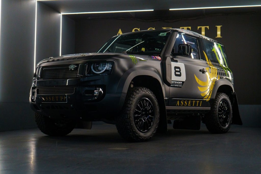 Used Land Rover Defender 2022 for sale - 76660683: Photo 3