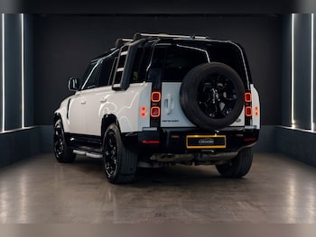 Used Land Rover Defender 2022 for sale - 78263015: Photo