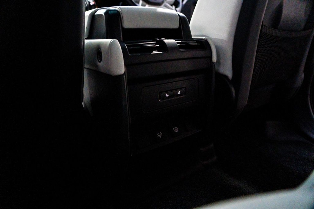 Used Land Rover Defender 2024 for sale - 76469806: Photo 28