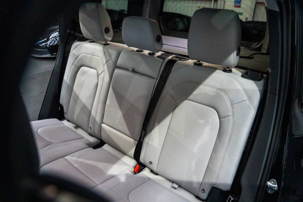 Used Land Rover Defender 2024 for sale - 76469806: Photo 29