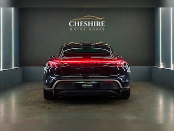 Used Porsche Taycan 2020 for sale - 76855180: Photo