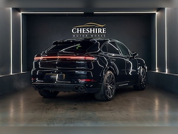 Used Porsche Cayenne 2025 for sale - 78955416: Photo