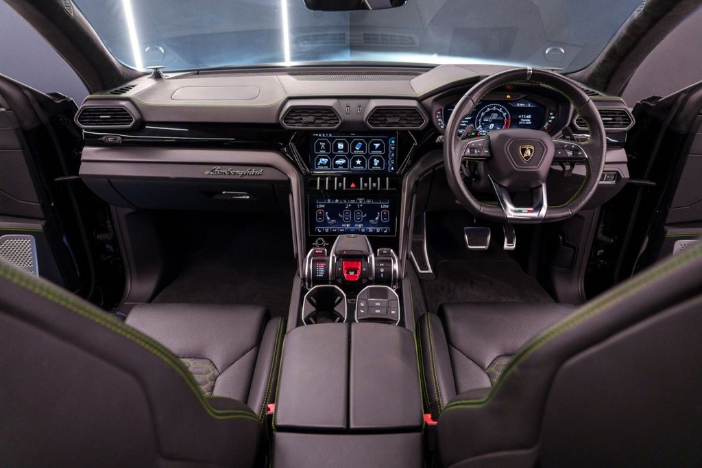 Used Lamborghini Urus 2023 for sale - 76768653: Photo 26