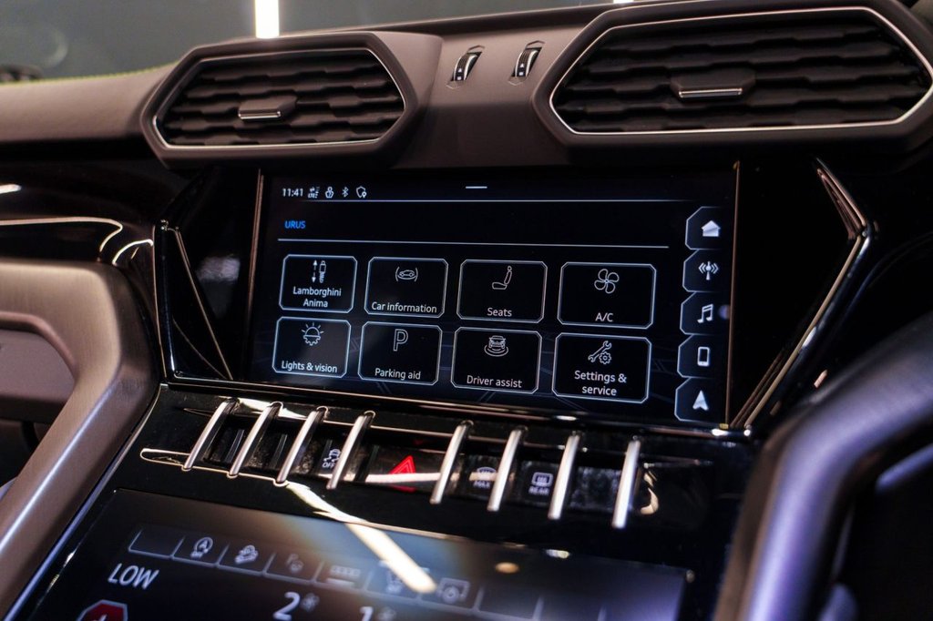 Used Lamborghini Urus 2023 for sale - 76768653: Photo 42