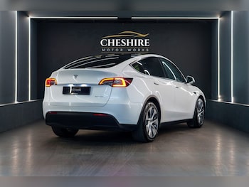 Used Tesla Model Y 2024 for sale - 79449898: Photo