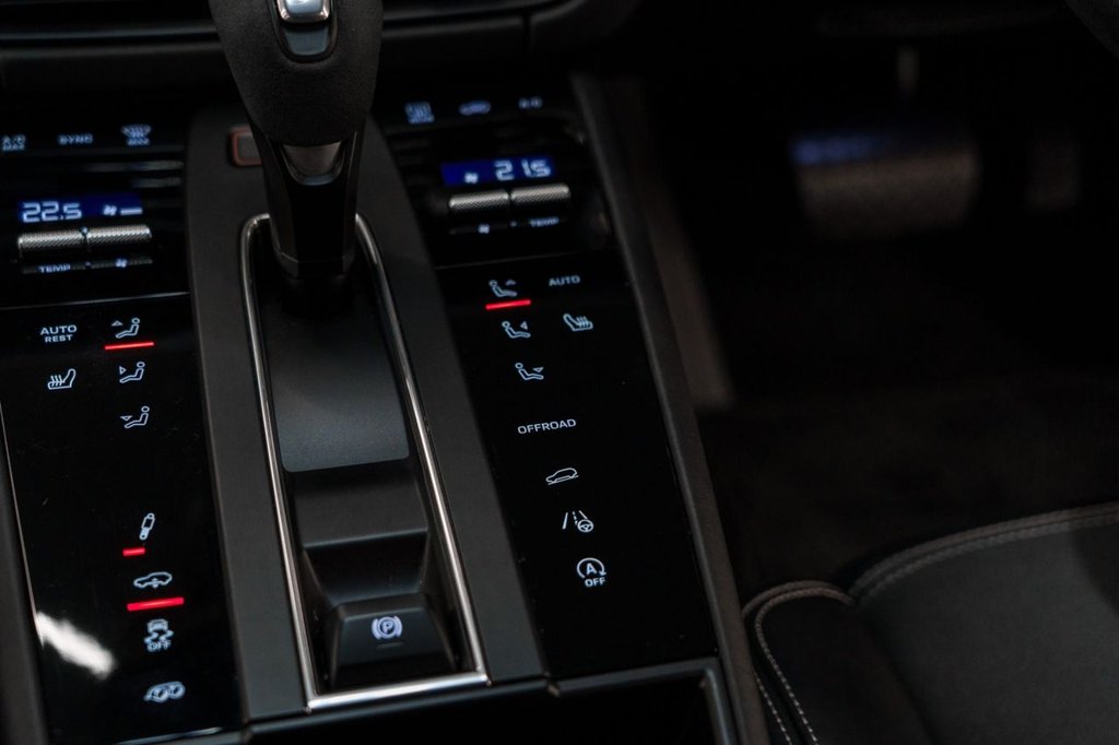 Used Porsche Macan 2023 for sale - 77111062: Photo 23