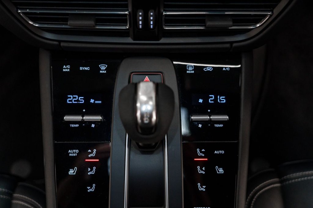 Used Porsche Macan 2023 for sale - 77111062: Photo 25