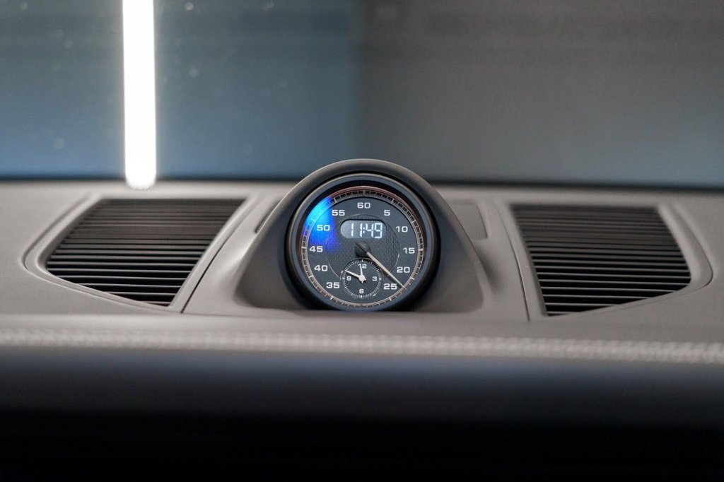 Used Porsche Macan 2023 for sale - 77111062: Photo 45