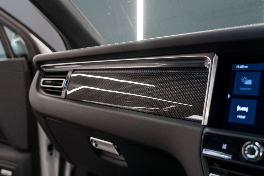 Used Porsche Macan 2023 for sale - 77111062: Photo 46