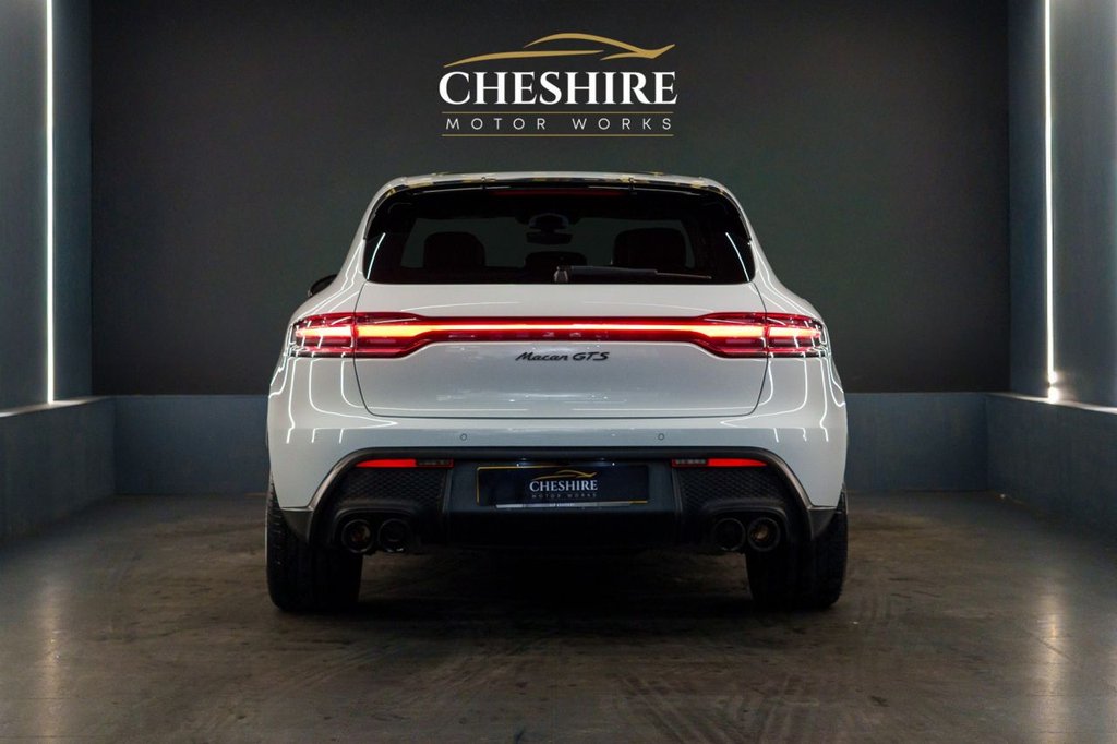 Used Porsche Macan 2023 for sale - 77111062: Photo 5