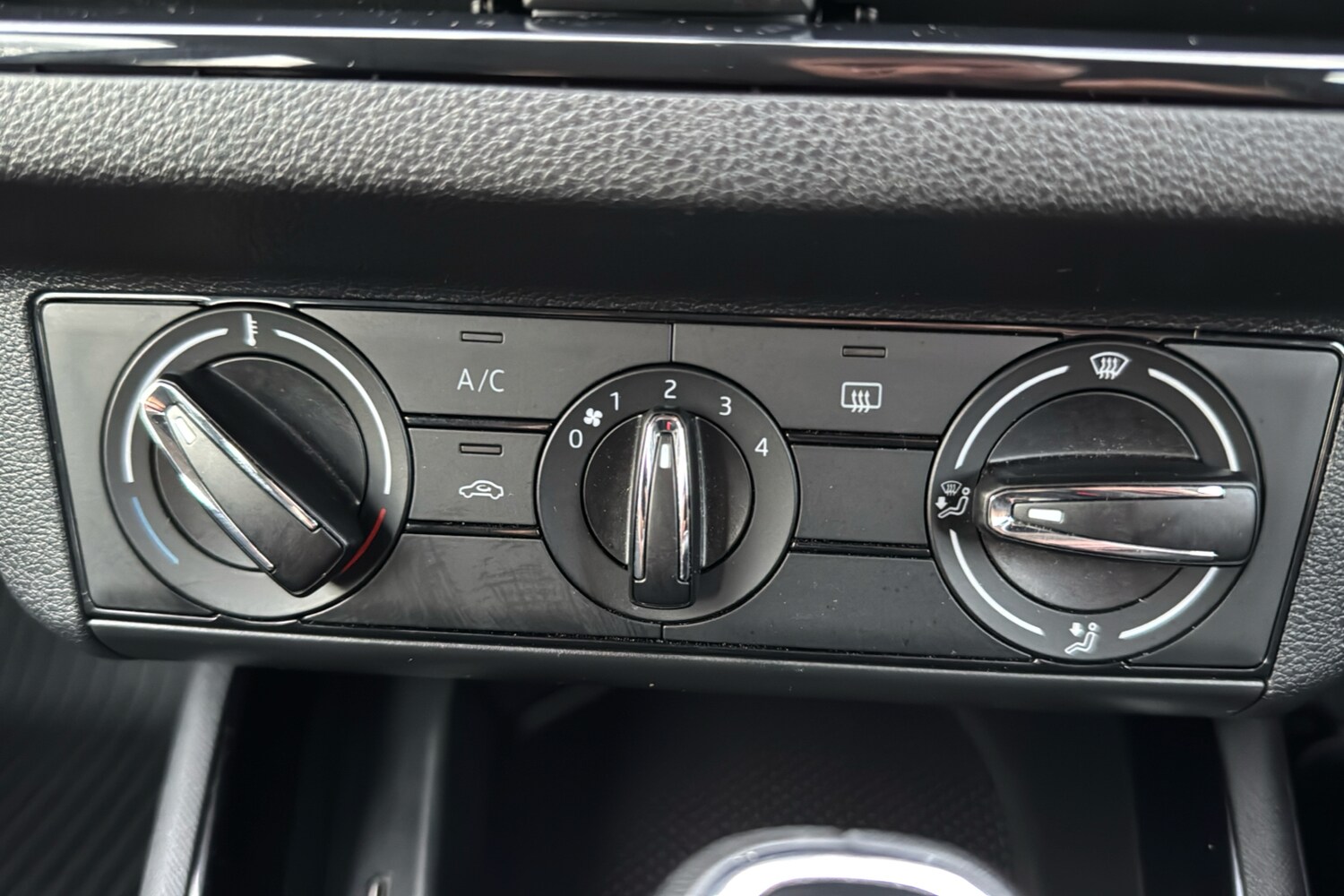 Used Skoda Kamiq 2022 for sale - 76529289: Photo 15