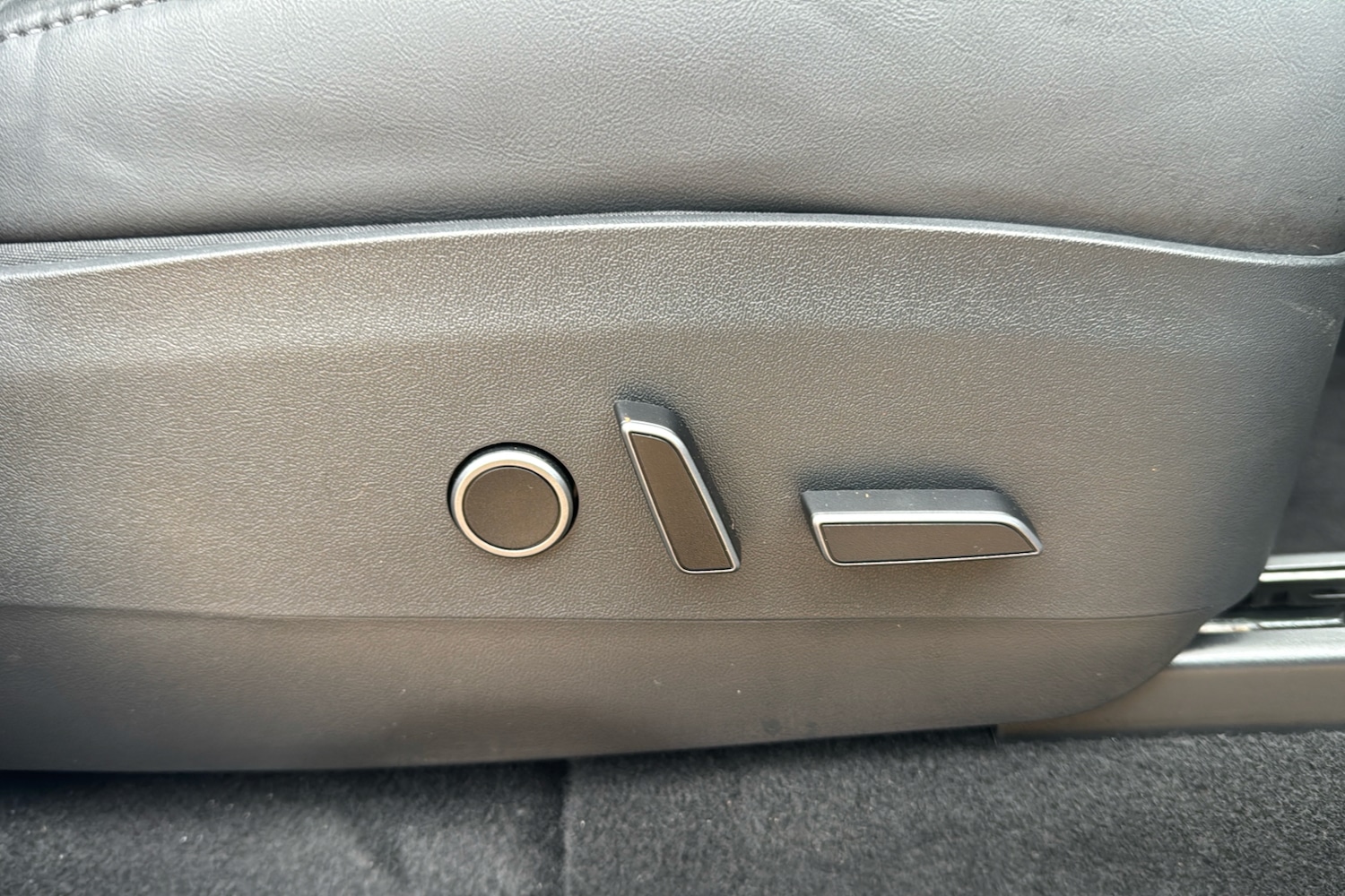 Used Tesla Model Y 2022 for sale - 76502764: Photo 32