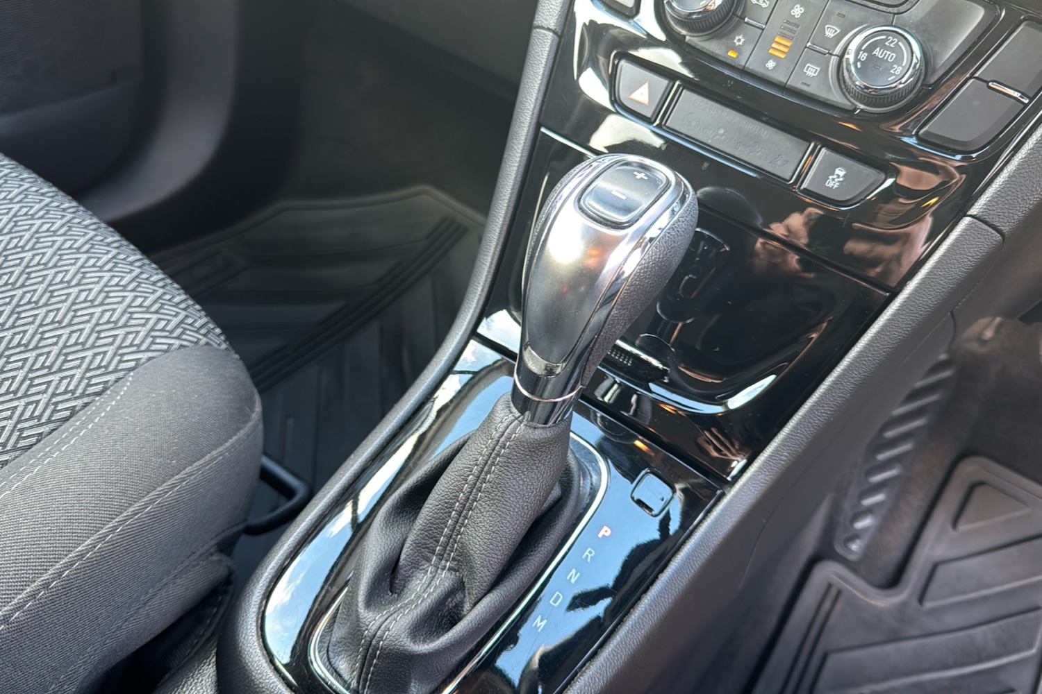 Used Vauxhall Mokka X 2018 for sale - 76746469: Photo 13