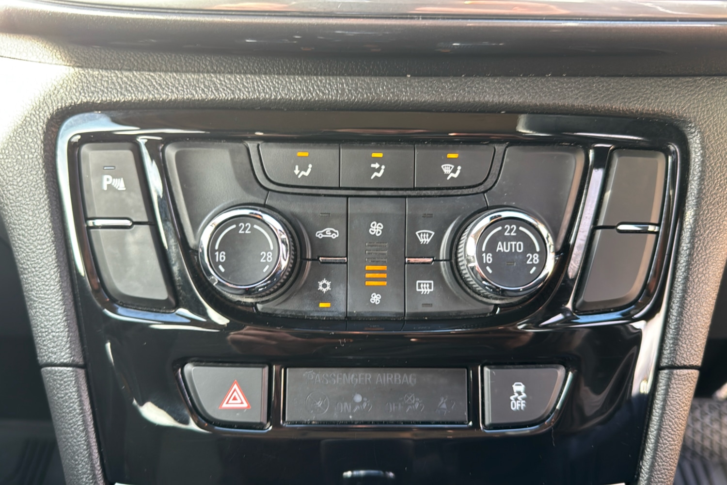 Used Vauxhall Mokka X 2018 for sale - 76746469: Photo 16