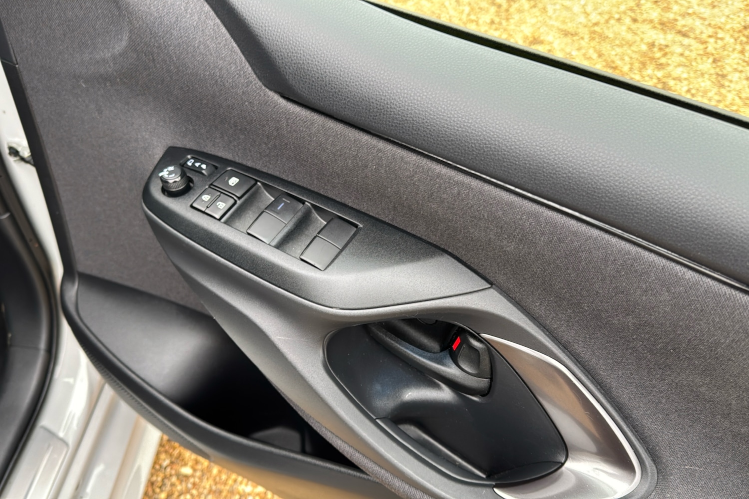 Used Toyota Yaris 2023 for sale - 77707882: Photo 24