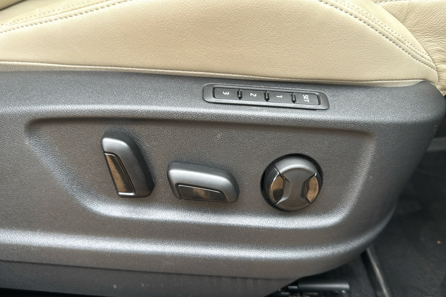 Used Skoda Karoq 2018 for sale - 76576391: Photo 34