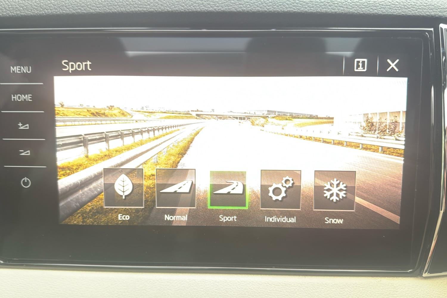 Used Skoda Karoq 2018 for sale - 76576391: Photo 44