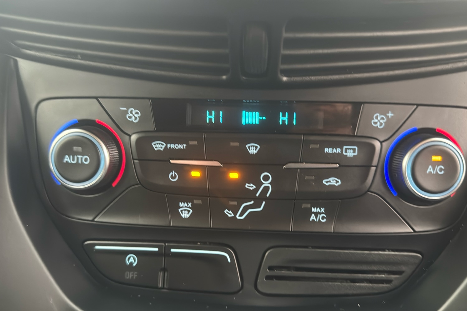 Used Ford Kuga 2018 for sale - 76274303: Photo 16