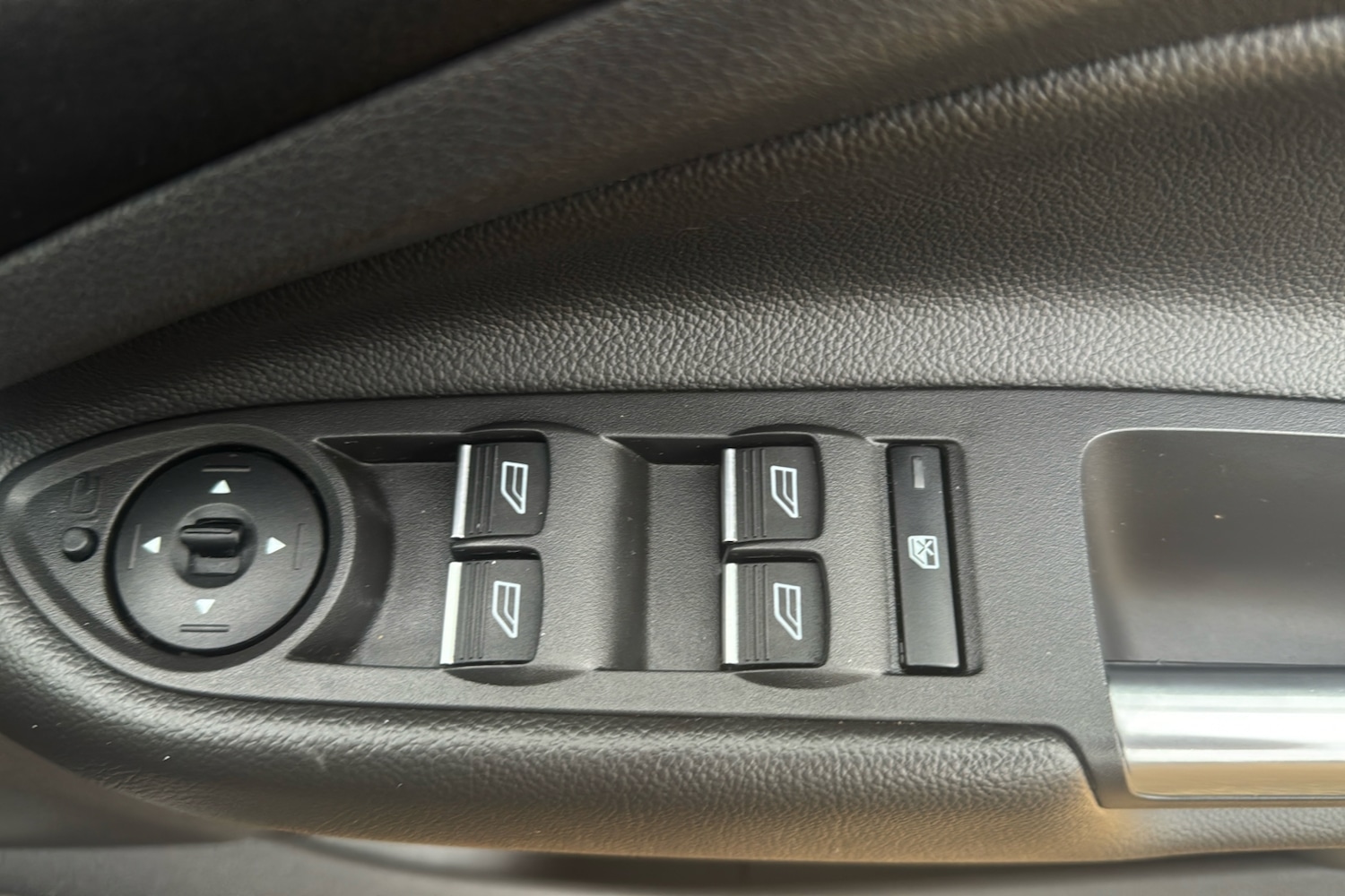 Used Ford Kuga 2018 for sale - 76274303: Photo 27