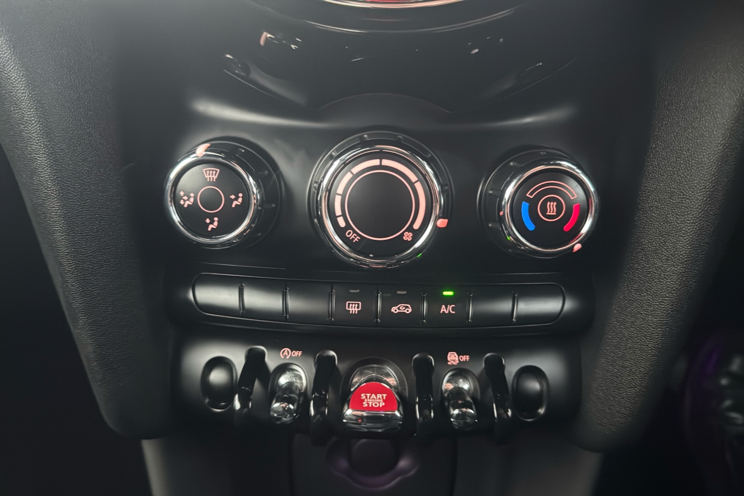 Used MINI Convertible 2019 for sale - 76875917: Photo 16