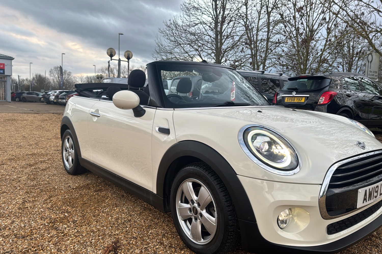 Used MINI Convertible 2019 for sale - 76875917: Photo 34