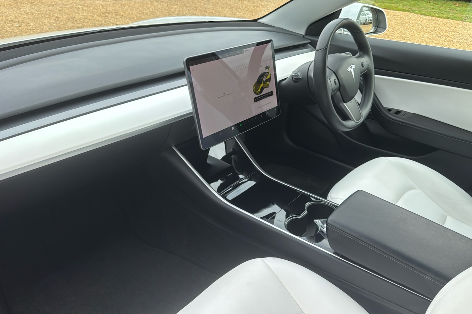 Used Tesla Model 3 2019 for sale - 76133367: Photo 11