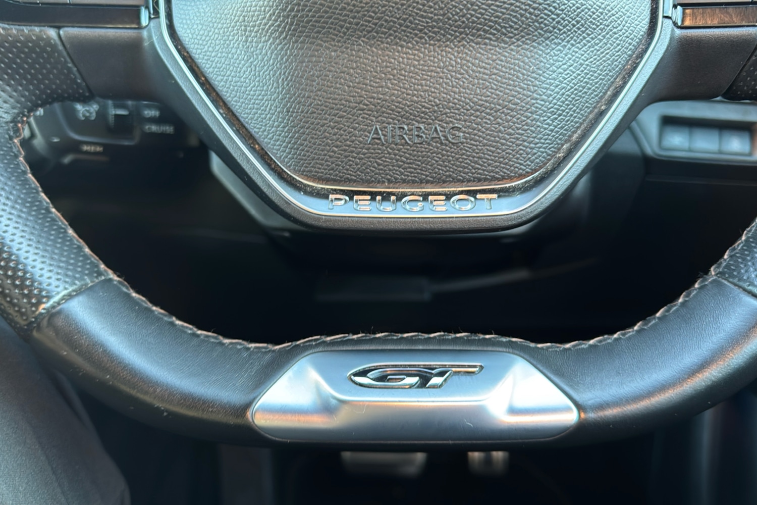 Used Peugeot 5008 2022 for sale - 77308622: Photo 39