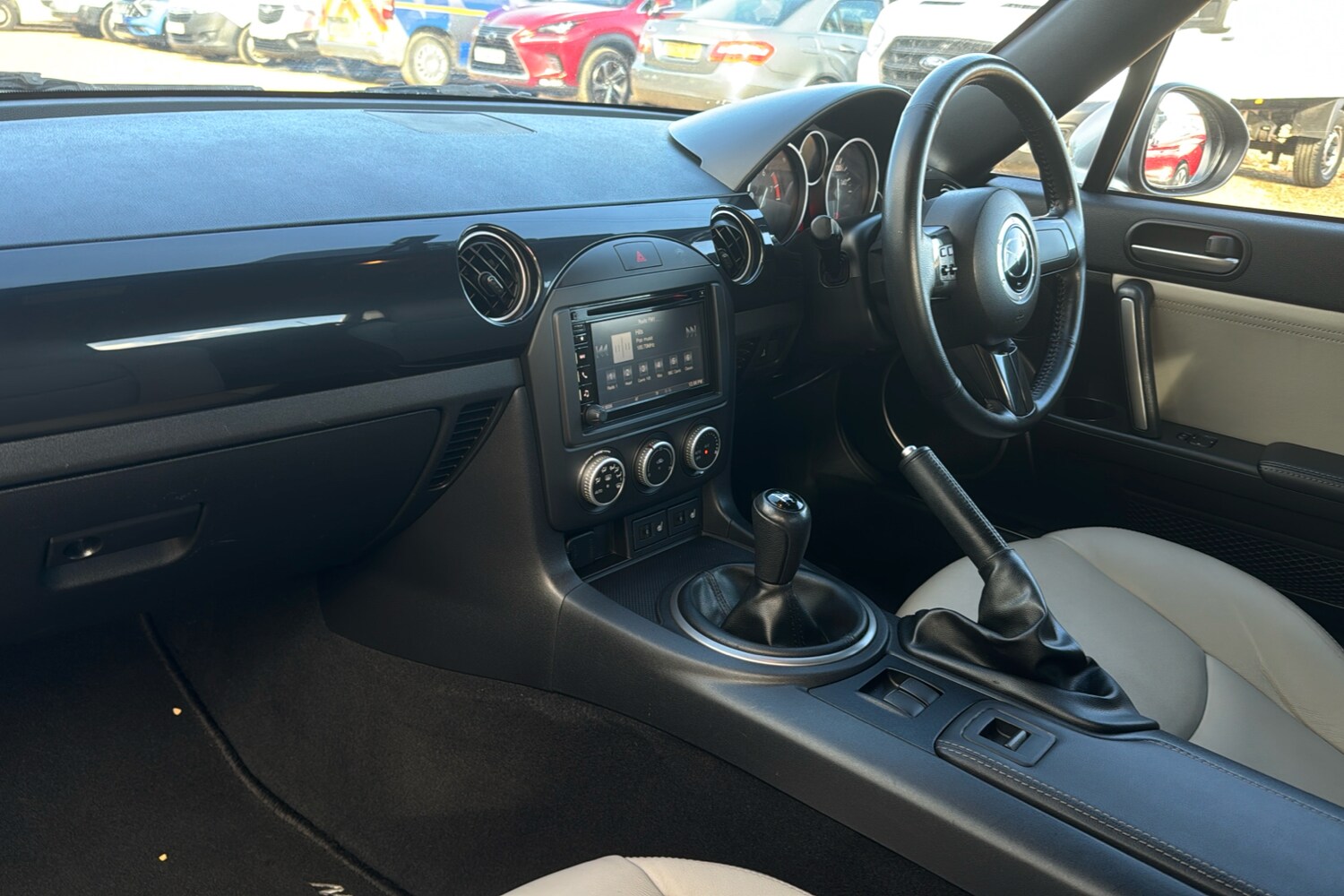 Used Mazda MX-5 2014 for sale - 76339403: Photo 11
