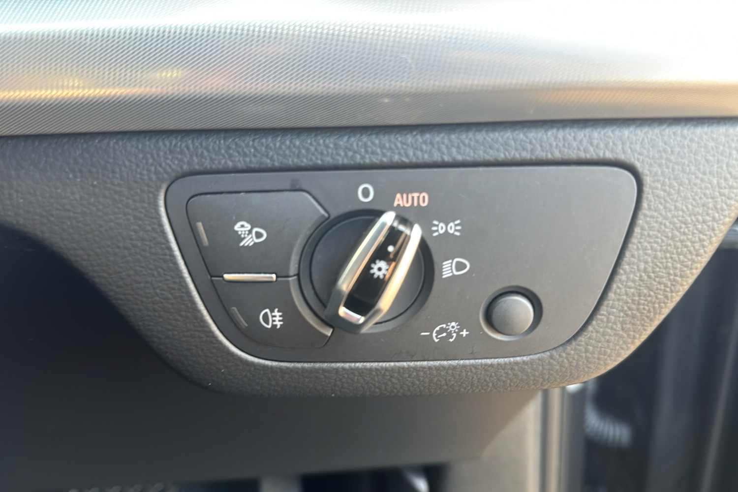 Used Audi Q5 2017 for sale - 76611042: Photo 36