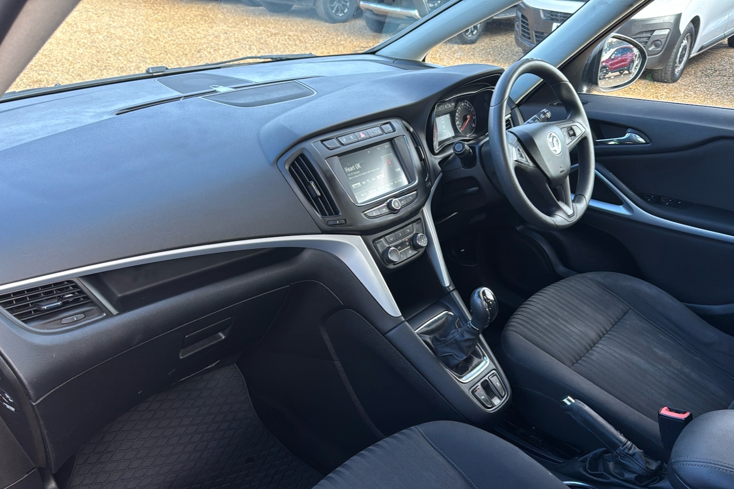 Used Vauxhall Zafira 2017 for sale - 77617673: Photo 11