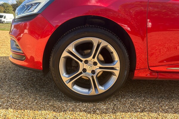 Used Renault Clio 2018 for sale - 76141337: Photo 36