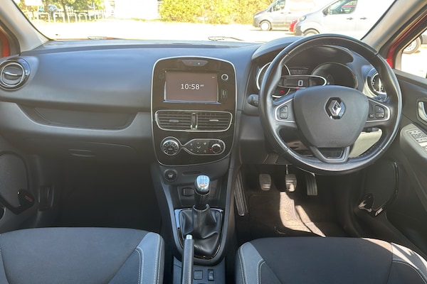 Used Renault Clio 2018 for sale - 76141337: Photo 9