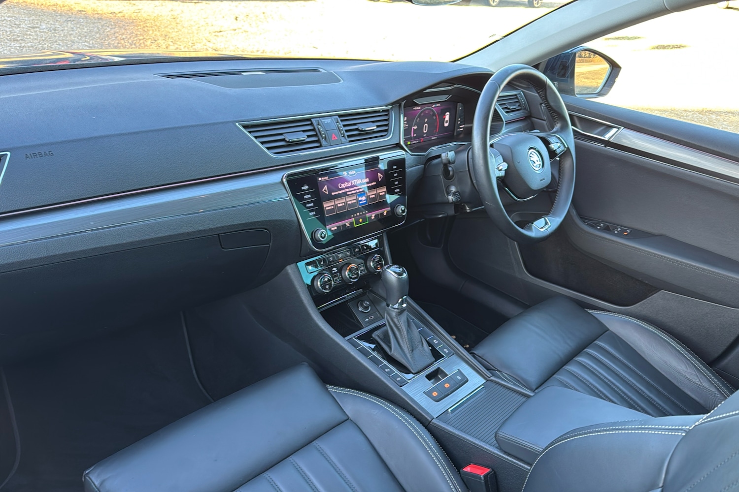 Used Skoda Superb 2022 for sale - 77083195: Photo 11