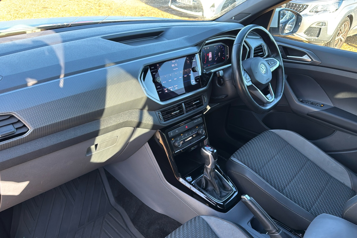 Used Volkswagen T-Cross 2019 for sale - 76669398: Photo 11