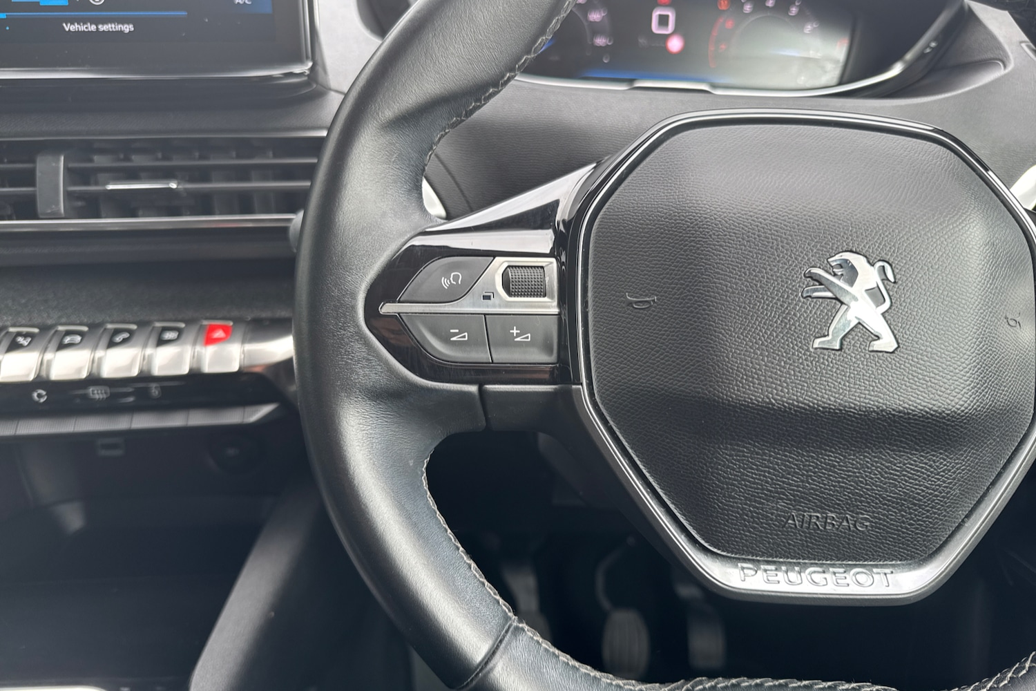 Used Peugeot 5008 2021 for sale - 76611037: Photo 17