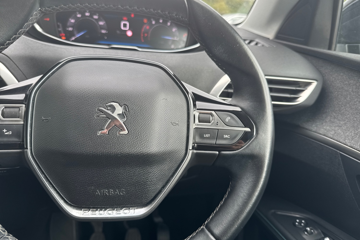 Used Peugeot 5008 2021 for sale - 76611037: Photo 18