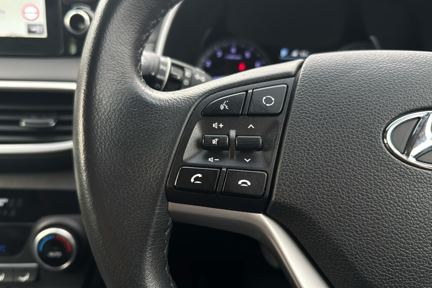 Used Hyundai TUCSON 2019 for sale - 76401624: Photo 17