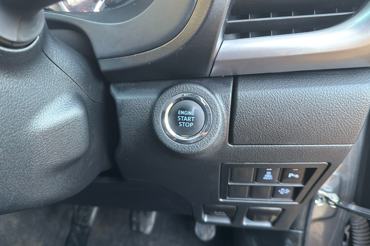 Used Toyota Hilux 2022 for sale - 76328987: Photo 23