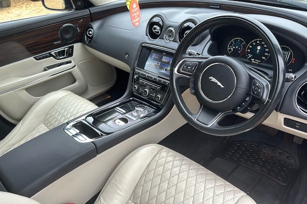 Used Jaguar XJ 2016 for sale - 76193717: Photo 10