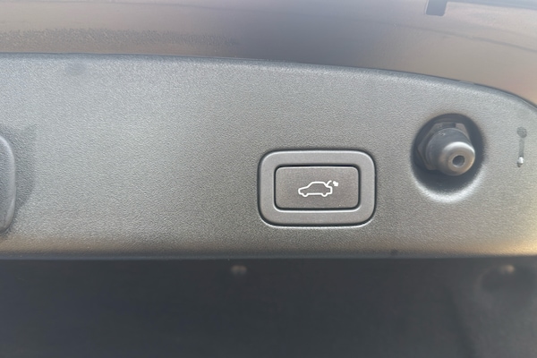 Used Jaguar XJ 2016 for sale - 76193717: Photo 24