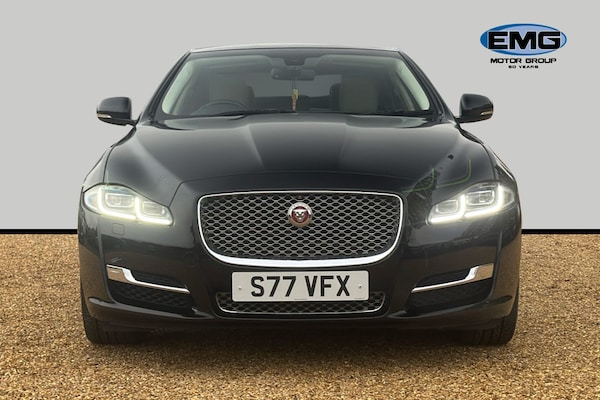 Used Jaguar XJ 2016 for sale - 76193717: Photo 2