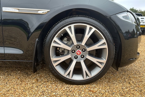 Used Jaguar XJ 2016 for sale - 76193717: Photo 38