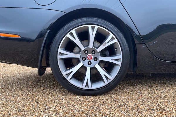 Used Jaguar XJ 2016 for sale - 76193717: Photo 8