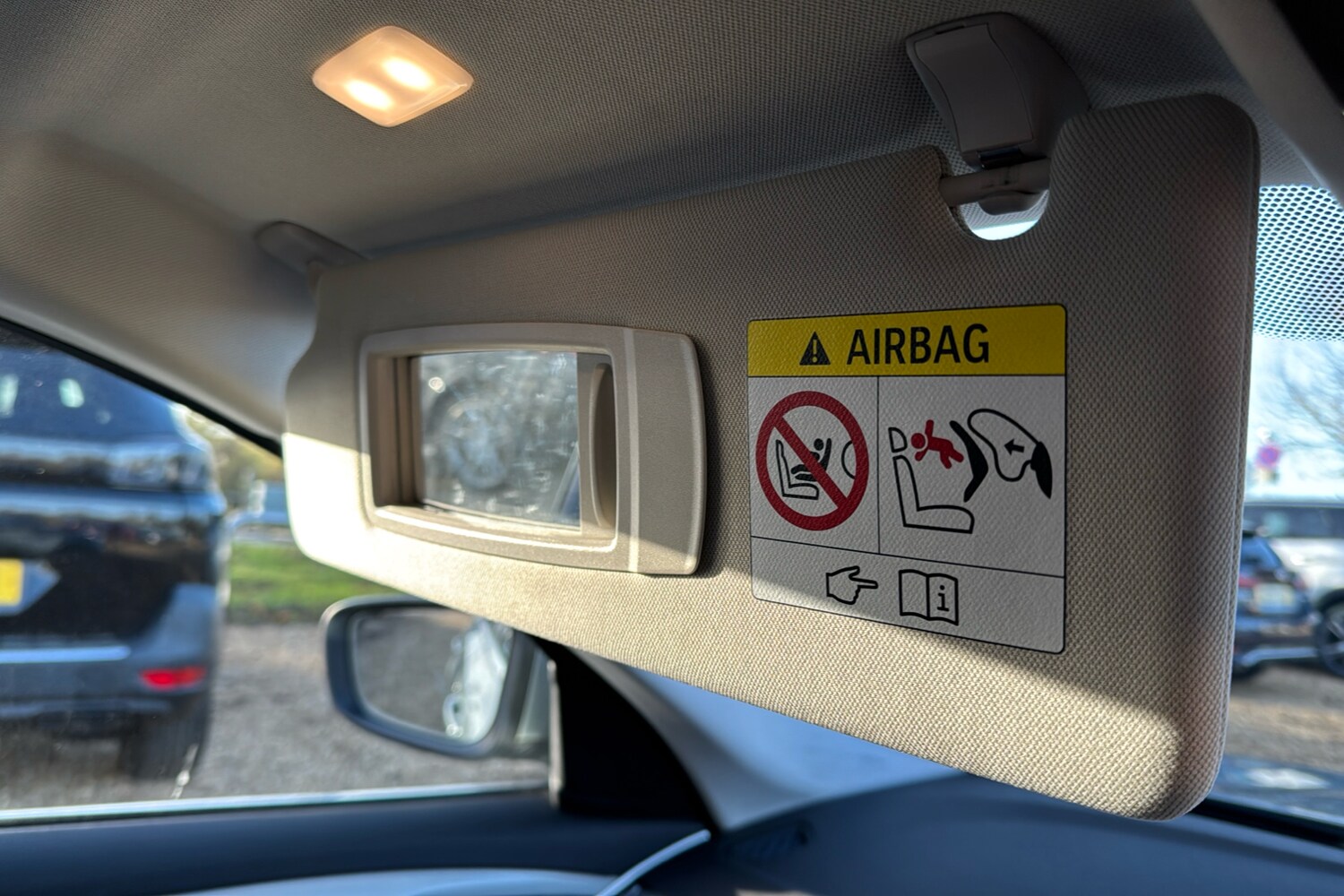 Used BMW 5 Series 2017 for sale - 76564696: Photo 44