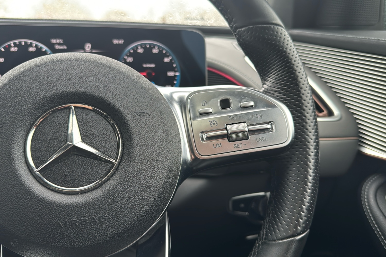 Used Mercedes-Benz EQC 2022 for sale - 76968222: Photo 17