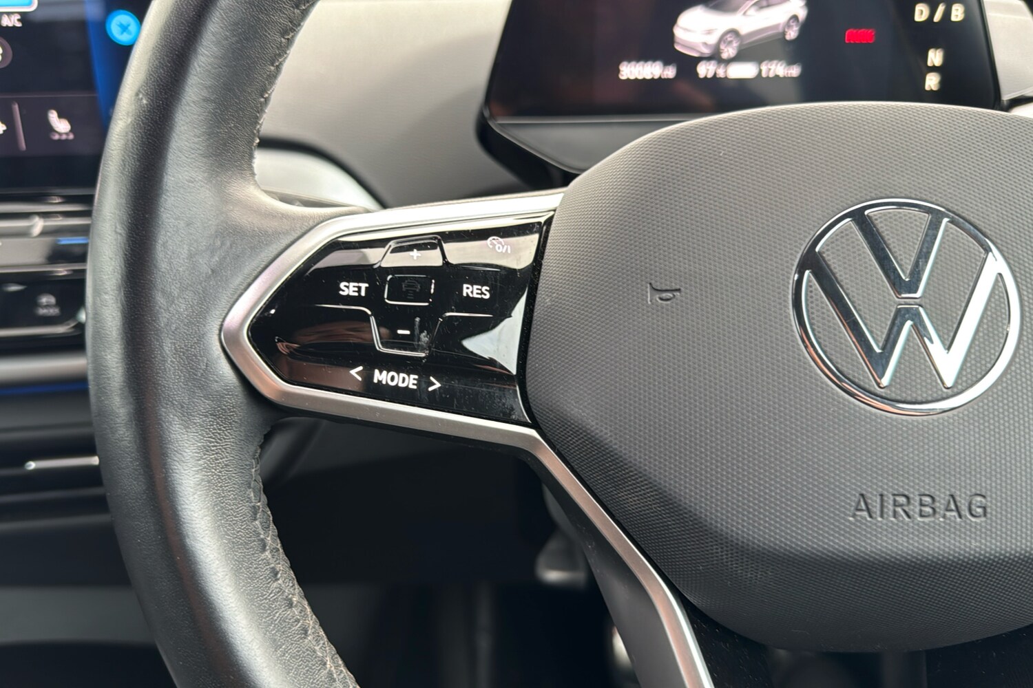 Used Volkswagen ID.4 2022 for sale - 77787315: Photo 17