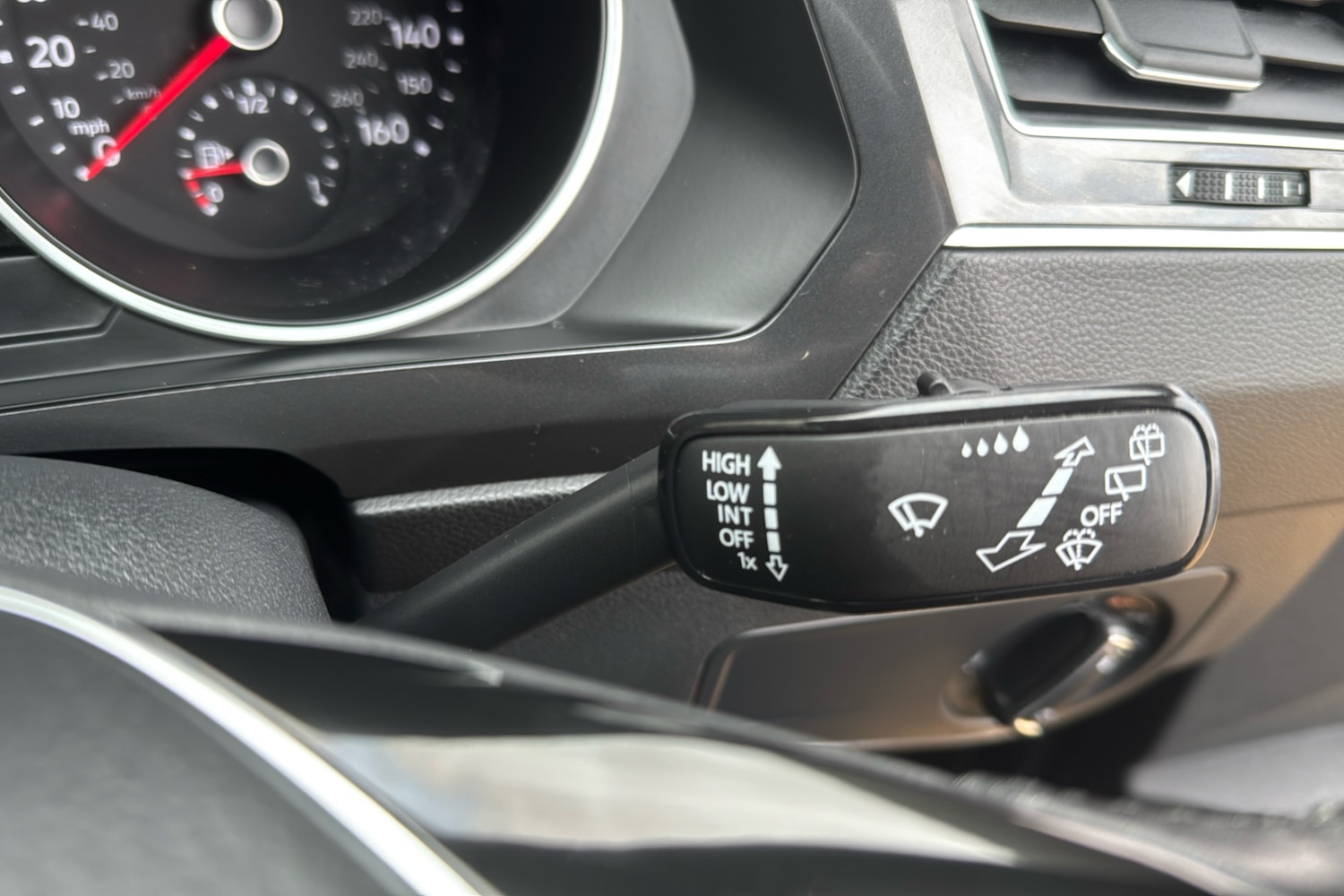 Used Volkswagen Tiguan 2018 for sale - 77022693: Photo 29